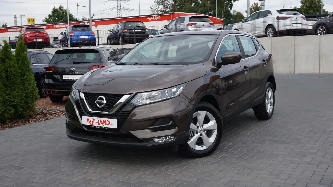 Nissan Qashqai 1.3 DIG-T...  Image 1