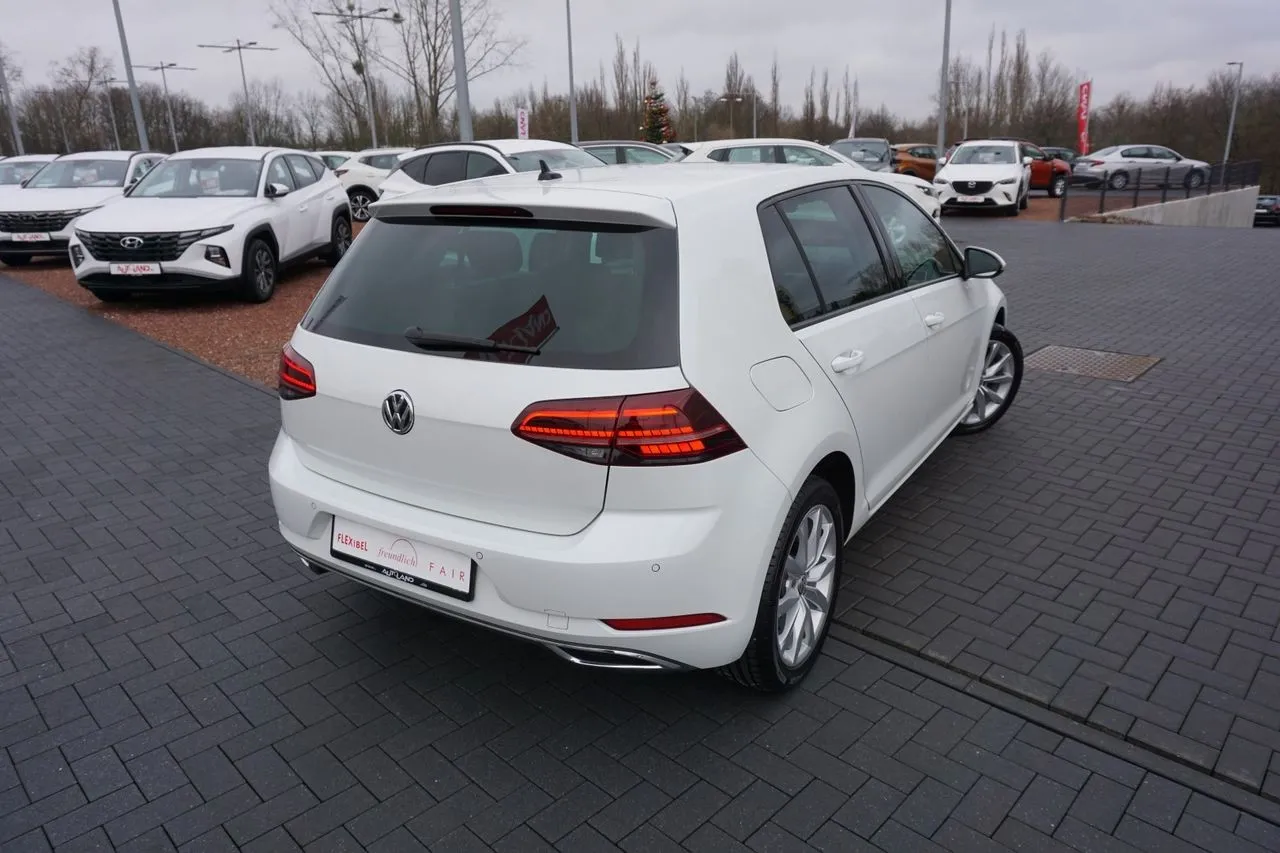 Volkswagen Golf VII 1.4 TSI Navi Sitzheizung...  Image 4