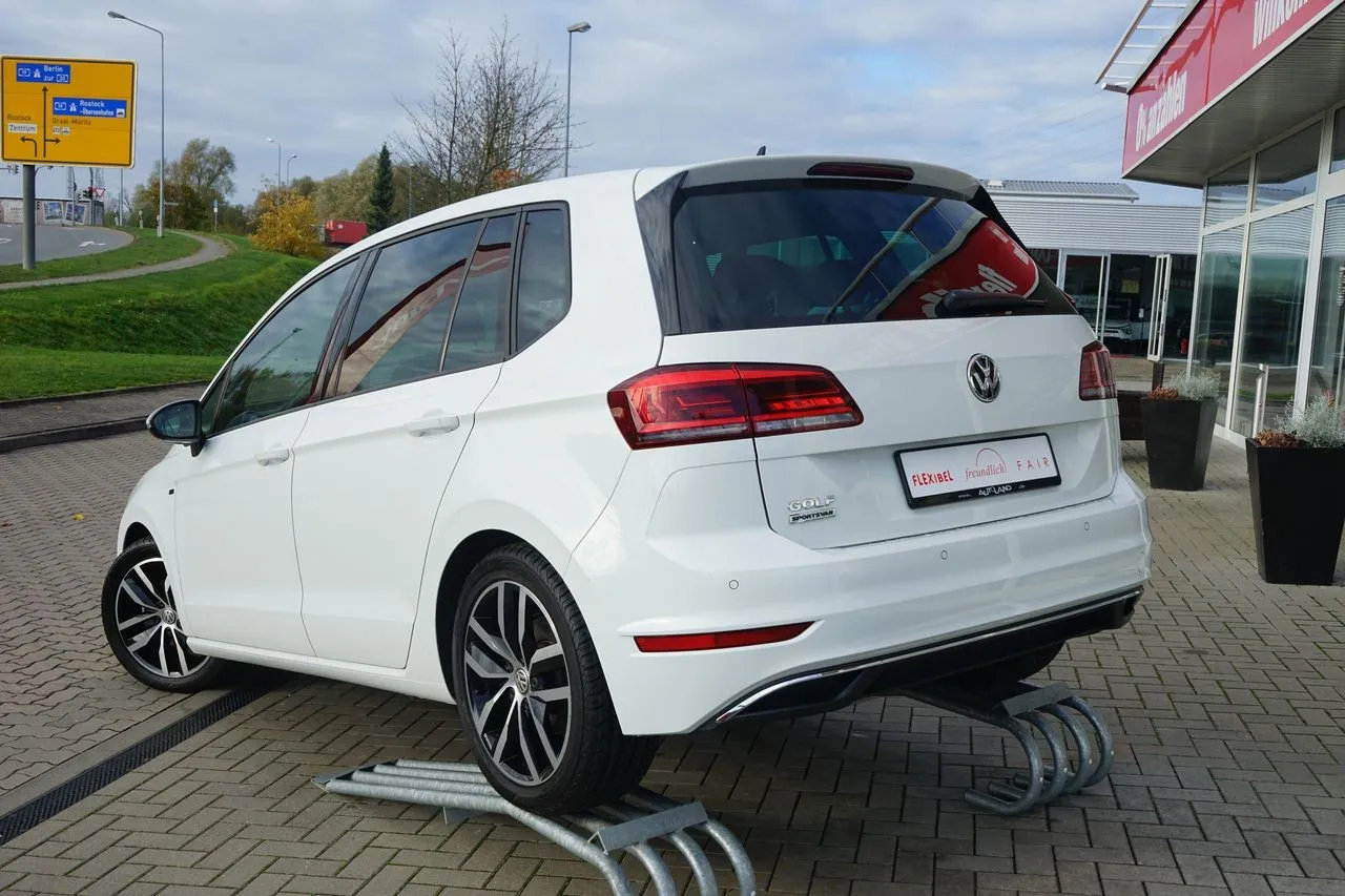 Volkswagen Golf Sportsvan VII 1.5 TSI...  Image 2