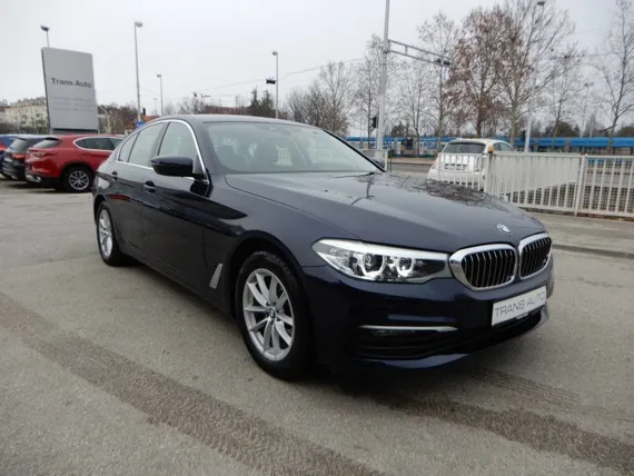 BMW serija 5 518d AUTOMATIK *NAVI,LED,KAMERA 360* Image 3