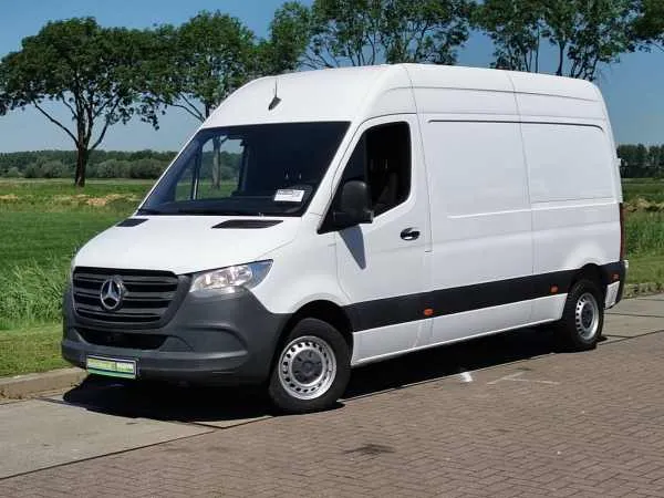 Mercedes-Benz Sprinter 211 CDI L2H2 Mbux! Image 2