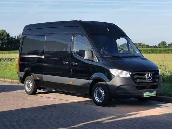 Mercedes-Benz Sprinter 314 L2H2 Airco MBUX Image 4