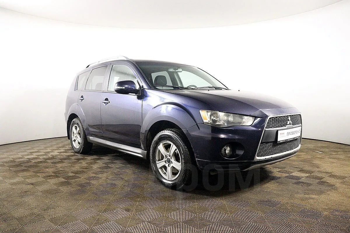 Mitsubishi Outlander Image 3