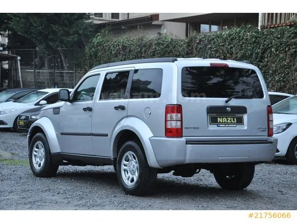 Dodge Nitro 2.8 CRD SE Image 3